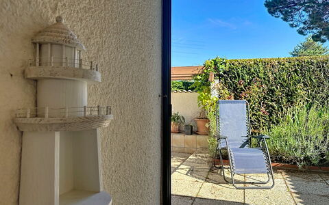 Les Hauts de la Noëveillard: Landscaping, Pianta Della Casa, Balcone
