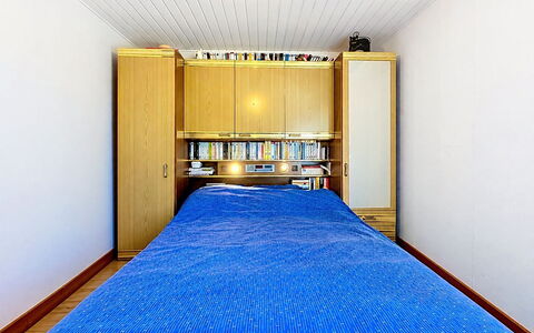 Les Hauts de la Noëveillard: Mobilia, Legna, Pavimentazione, Pavimento, Camera Da Letto, Interior Design, Letto, Camera, Lenzuolo, Bedding