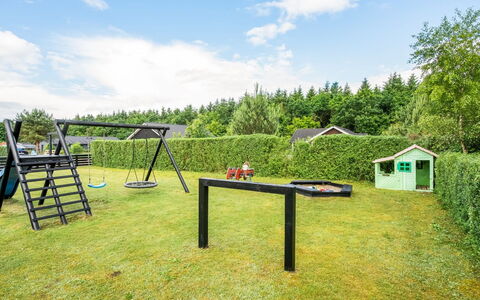 Tobias - 30Km from the Sea: Erba, Giardino, Lotto, Prato, Shade, Landscaping, Backyard, Tempo Libero, Parco, Cortile