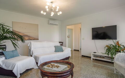 Sa Serra: Mobilia, Interior Design, Pavimentazione, Pavimento, Soffitto, Legna, Camera, Divano, Soggiorno, Casa