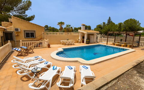 Aurea: Ricorrere, Balcone, Estate, Mobili Da Esterno, Shade, Hotel, Villa, Resort Citta ', Piscina