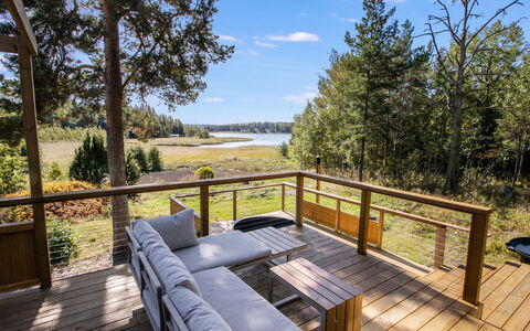 Salo 640: Latifoglie, Deck, Portico, Plank, Boardwalk, Color Legno, Corrimano, Eco Hotel, Pavimento In Legno, Recinzione
