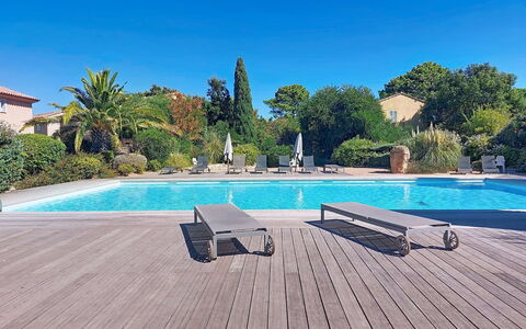 Casa San Ciprianu: Piscina, Ricorrere, Shade, Eco Hotel, Mobili Da Esterno, Landscaping, Giardino, Hacienda, Villa