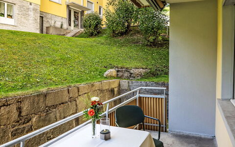 Chesa Salet: Appartamento, Shade, Pianta Della Casa, Balcone