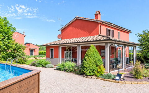 Red House: Casa, Giardino, Estate, Villetta, Agriturismo, Landscaping, Cortile, Prato, Design, Villa