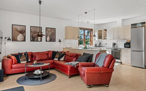 Anarosa - 6Km from the Sea: Divano, Mobilia, Interior Design, Pavimentazione, Legna, Soffitto, Pavimento, Soggiorno, Camera, Casa