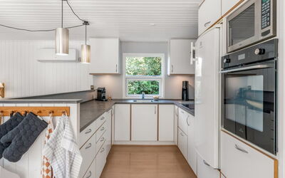 Aisa - 200M from the Sea