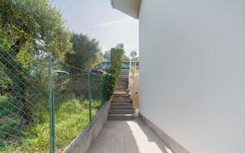 L'Edera e Il Mare: Parete, Architettura, Materiale Composito, Corrimano, Recinzione, Balcone, Home Scherma, Illuminazione Diurna, Passerella, Recinzione
