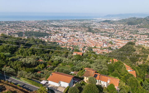 L'Edera e Il Mare: Giorno, Zona Residenziale, Zona Urbana, Orizzonte, Paesaggio, Quartiere, Visione Globale, Sobborgo, Area Rurale, Lotto
