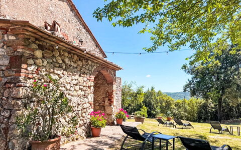 Villa Monti: Villetta, Agriturismo, Giardino, Hacienda, Estate, Villaggio, Cortile, Villa, Backyard