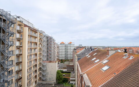 Amielie with Lateral Seaview: Costruzione, Giorno, Parete, Zona Urbana, Appartamento, Zona Residenziale, Città, Facciata, Architettura, Area Metropolitana