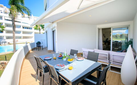Los Moriscos Golf: Appartamento, Zona Residenziale, Condominio, Urban Design, Balcone, Uso Misto, Ricorrere, Estate, Hotel, Shade