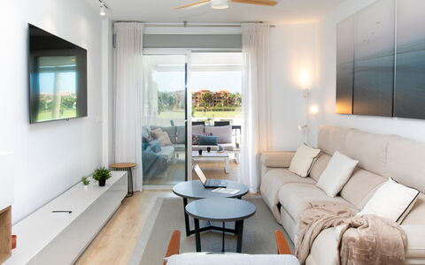 Los Moriscos Golf: Appartamento, Zona Residenziale, Condominio, Urban Design, Balcone, Uso Misto, Ricorrere, Estate, Hotel, Shade