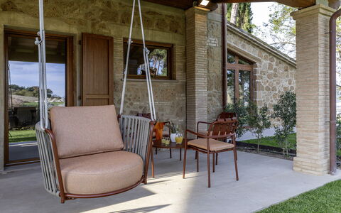 Poggio Ambrato 18, Emma Villas: Mobilia, Sedia, Mobili Da Esterno, Color Legno, Brick, Shade, Giardino, Latifoglie, Backyard, Terrazza