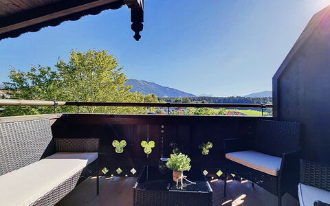 Thorermartlgut Incl. Gästekarte: Architettura, Pendenza, Villetta, Catena Montuosa, Log Cabin, Raccordo, Legname, Alpi, Eco Hotel, Paesino Di Montagna