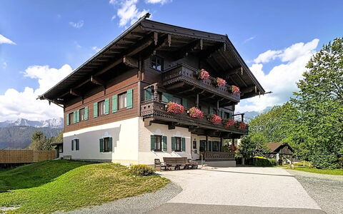 Thorermartlgut Incl. Gästekarte: Architettura, Pendenza, Villetta, Catena Montuosa, Log Cabin, Raccordo, Legname, Alpi, Eco Hotel, Paesino Di Montagna