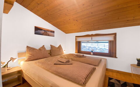 Manharthof: Architettura, Pendenza, Villetta, Catena Montuosa, Log Cabin, Raccordo, Legname, Alpi, Eco Hotel, Paesino Di Montagna