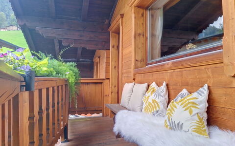 Manharthof: Architettura, Pendenza, Villetta, Catena Montuosa, Log Cabin, Raccordo, Legname, Alpi, Eco Hotel, Paesino Di Montagna
