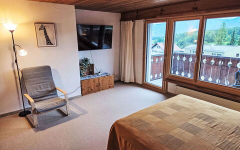 Piz Fess: Architettura, Pendenza, Villetta, Catena Montuosa, Log Cabin, Raccordo, Legname, Alpi, Eco Hotel, Paesino Di Montagna