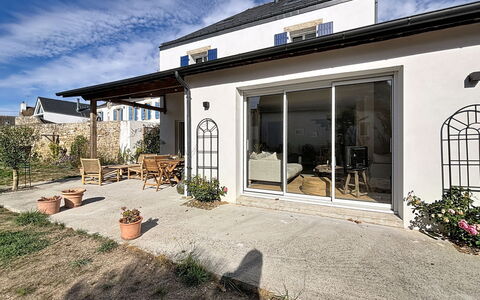Maison de Saint-Pierre: Architettura, Pendenza, Villetta, Catena Montuosa, Log Cabin, Raccordo, Legname, Alpi, Eco Hotel, Paesino Di Montagna