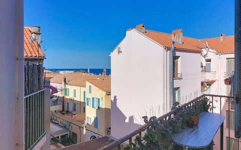 Le 3 Delaunay: Architettura, Pendenza, Villetta, Catena Montuosa, Log Cabin, Raccordo, Legname, Alpi, Eco Hotel, Paesino Di Montagna