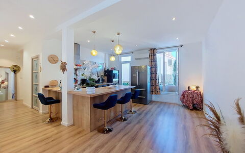 Le 3 Delaunay: Architettura, Pendenza, Villetta, Catena Montuosa, Log Cabin, Raccordo, Legname, Alpi, Eco Hotel, Paesino Di Montagna
