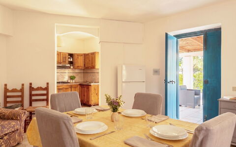 Piricocco: Architettura, Pendenza, Villetta, Catena Montuosa, Log Cabin, Raccordo, Legname, Alpi, Eco Hotel, Paesino Di Montagna