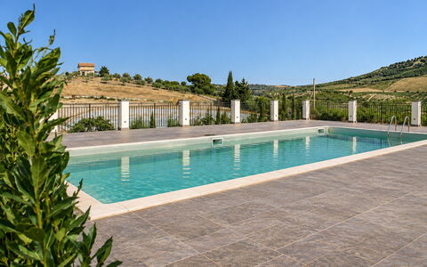 Casa Boungalow: Piscina, Pavimentazione, Materiale Composito, Ricorrere, Piastrella, Eco Hotel, Shade, Hacienda, Flagstone, Estate