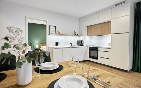 Lagom: Interior Design, Cucina, Controsoffitto, Mobilia, Pavimentazione, Legna, Soffitto, Elettrodomestico Da Cucina, Pavimento, Camera