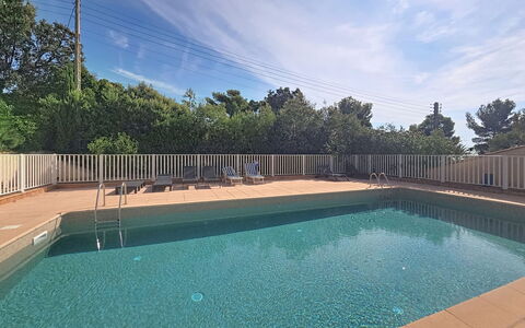 Cap Emeraude: Piscina, Landscaping, Ricorrere, Recinzione, Backyard, Home Scherma, Eco Hotel, Mobili Da Esterno, Villa