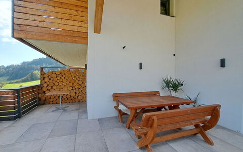 Auffach 609: Legna, Balcone, Latifoglie, Color Legno, Shade, Plank, Raccordo, Illuminazione Diurna, Compensato