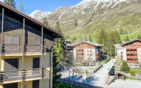 Mansarda Rustichella: Valle, Larice, Paesino Di Montagna, Alpi