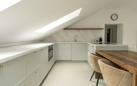 Acquarossa 13: Interior Design, Pavimentazione, Legna, Mobilia, Soffitto, Controsoffitto, Pavimento, Cabinetry, Cucina, Lampada