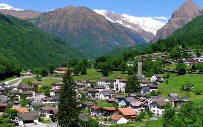 Acquarossa 13: Geografia Montane, Montagna, Collina, Catena Montuosa, Highland, Hill Station, Paesaggio, Valle, Casa, Villaggio
