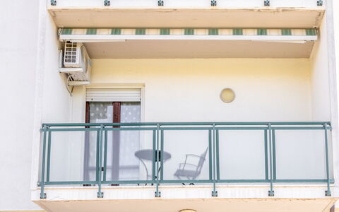Casa Margia: Corrimano, Colonna, Balcone, Materiale Composito, Appartamento, Recinzione, Metallo, Ferro, Portico, Bicchiere