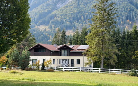 Bergzeit-Stoder: Casa, Montagna, Paesaggio, Casa, Villetta, Collina, Area Rurale, Highland, Lotto, Tetto