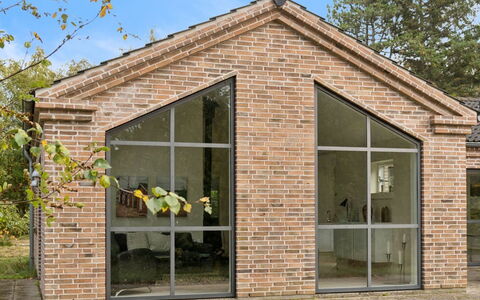 Evtim - 275M from the Sea: Legna, Villetta, Raccordo, Log Cabin, Color Legno, Latifoglie, Plank, Legname, Materiali Naturali, Edifici Giardino