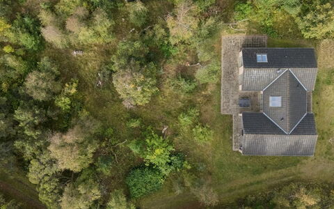Evtim - 275M from the Sea: Legna, Villetta, Raccordo, Log Cabin, Color Legno, Latifoglie, Plank, Legname, Materiali Naturali, Edifici Giardino