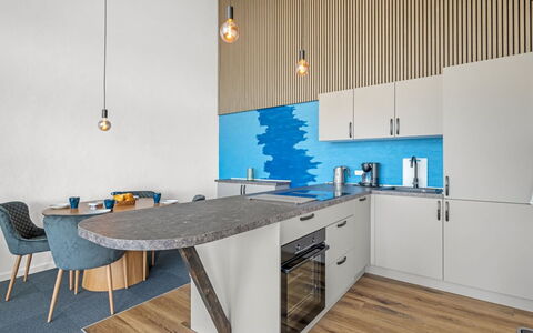 Tarm 689: Pavimentazione, Interior Design, Mobilia, Legna, Pavimento, Controsoffitto, Cucina, Soffitto, Illuminazione, Camera