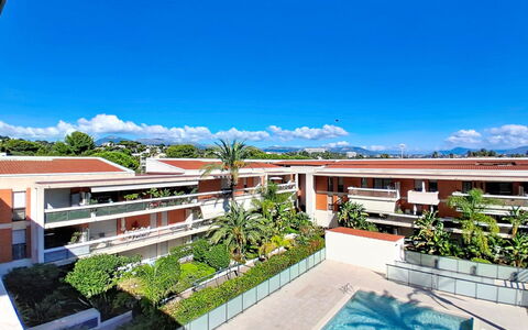 Le Royal Cap: Piscina, Zona Residenziale, Ricorrere, Appartamento, Eco Hotel, Hacienda, Estate, Shade, Hotel