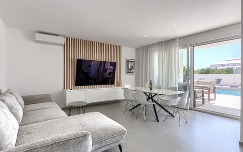 Level 4: Interior Design, Pavimentazione, Pavimento, Mobilia, Legna, Soffitto, Divano, Appartamento, Soggiorno, Casa