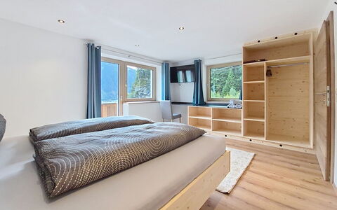 Sophia: Interior Design, Legna, Mobilia, Pavimentazione, Soffitto, Camera, Pavimento, Camera Da Letto, Illuminazione, Letto