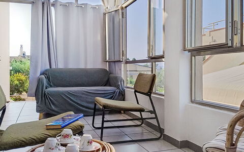 Sorella Lina: Mobilia, Interior Design, Pavimentazione, Pavimento, Sedia, Appartamento, Camera, Casa, Soggiorno, Divano