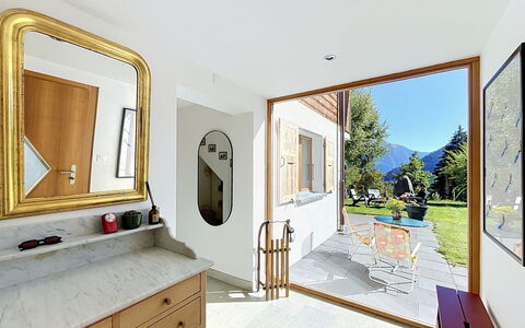 Les Pensées: Appartamento, Ricorrere, Piscina, Condominio, Balcone, Hotel, Eco Hotel, Villa, Pianta Della Casa