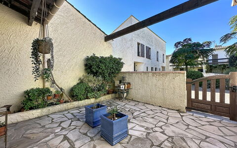 La Placette: Appartamento, Ricorrere, Piscina, Condominio, Balcone, Hotel, Eco Hotel, Villa, Pianta Della Casa