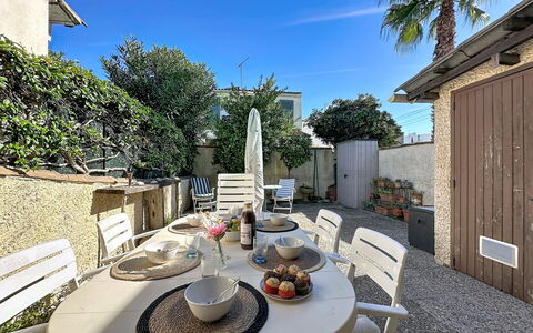 La Placette: Appartamento, Ricorrere, Piscina, Condominio, Balcone, Hotel, Eco Hotel, Villa, Pianta Della Casa