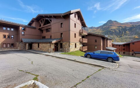 Le Hameau des Airelles: Appartamento, Ricorrere, Piscina, Condominio, Balcone, Hotel, Eco Hotel, Villa, Pianta Della Casa