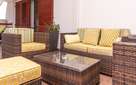 Botanica: Appartamento, Ricorrere, Piscina, Condominio, Balcone, Hotel, Eco Hotel, Villa, Pianta Della Casa
