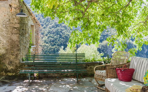 Casa Il Noce: Appartamento, Ricorrere, Piscina, Condominio, Balcone, Hotel, Eco Hotel, Villa, Pianta Della Casa