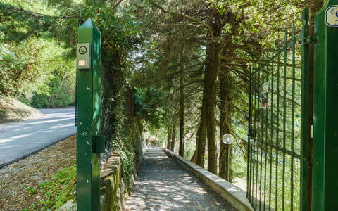 Casa Il Noce: Appartamento, Ricorrere, Piscina, Condominio, Balcone, Hotel, Eco Hotel, Villa, Pianta Della Casa